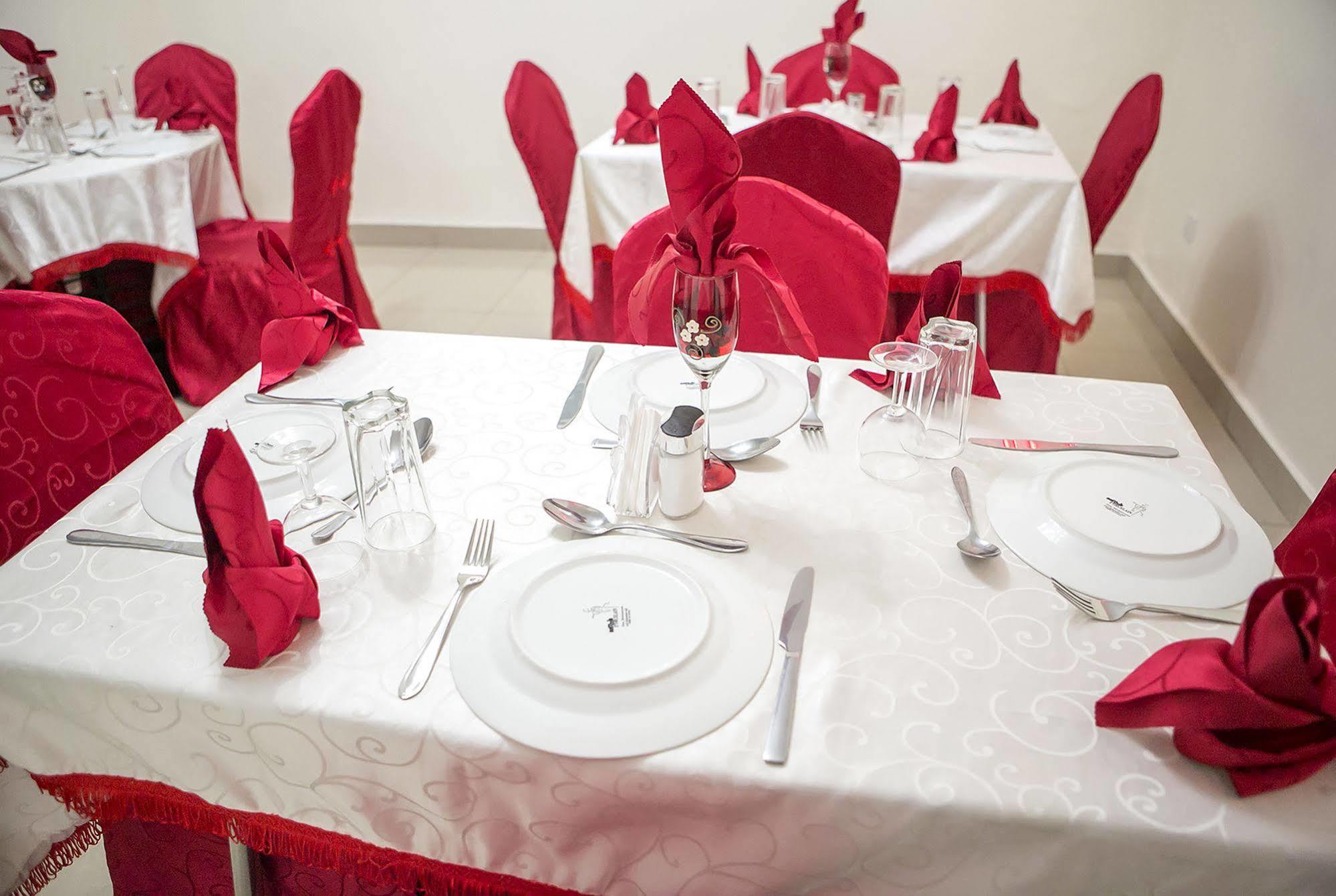 קיגאלי St Augustine Apartment & Hotel מראה חיצוני תמונה